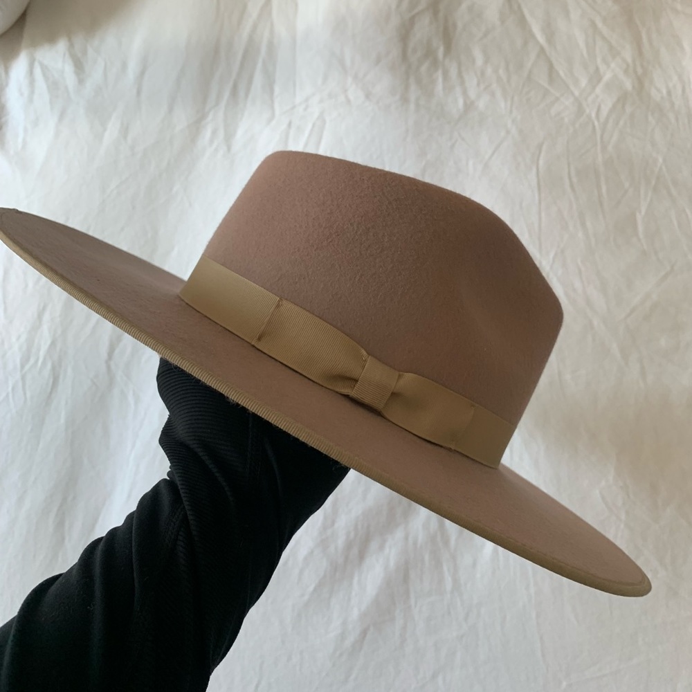 Lack of color hat